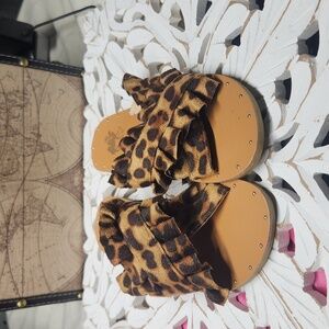 Cheetah Print Slip On Flats Size 7